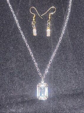 Hand Crafted Clear Crystal Pendant Necklace with Matching Drops